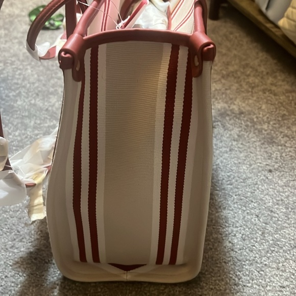 Kate spade canvas tote bag. - Picture 2 of 6